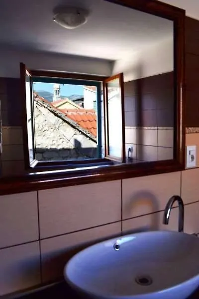 Deluxe Port View Apartment Kastela